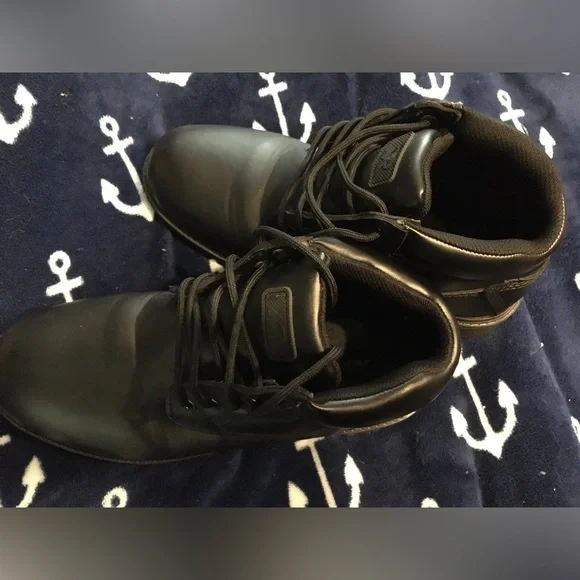 Mens Mountain Gear Boots - Picture 5 of 15